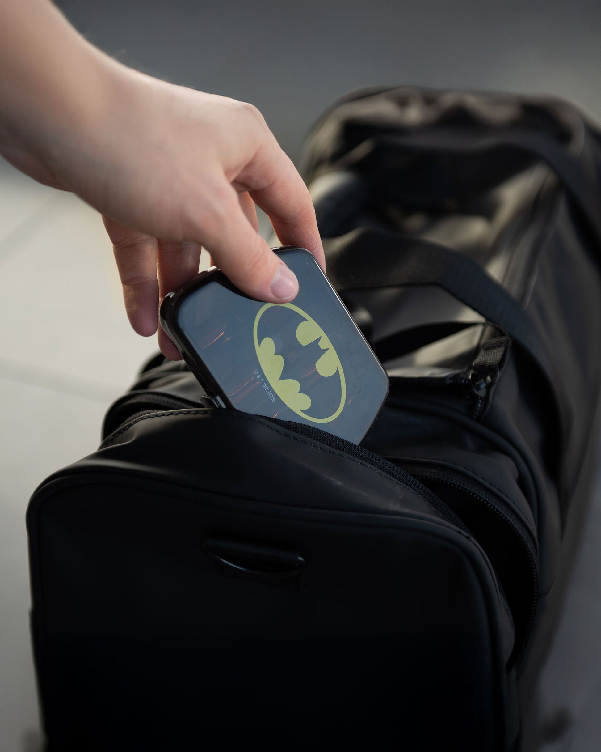 pill-box-7-days-organizer-batman-f3 Smartshake_7-days-PillBox_Organizer_Batman-lifestyle.jpg