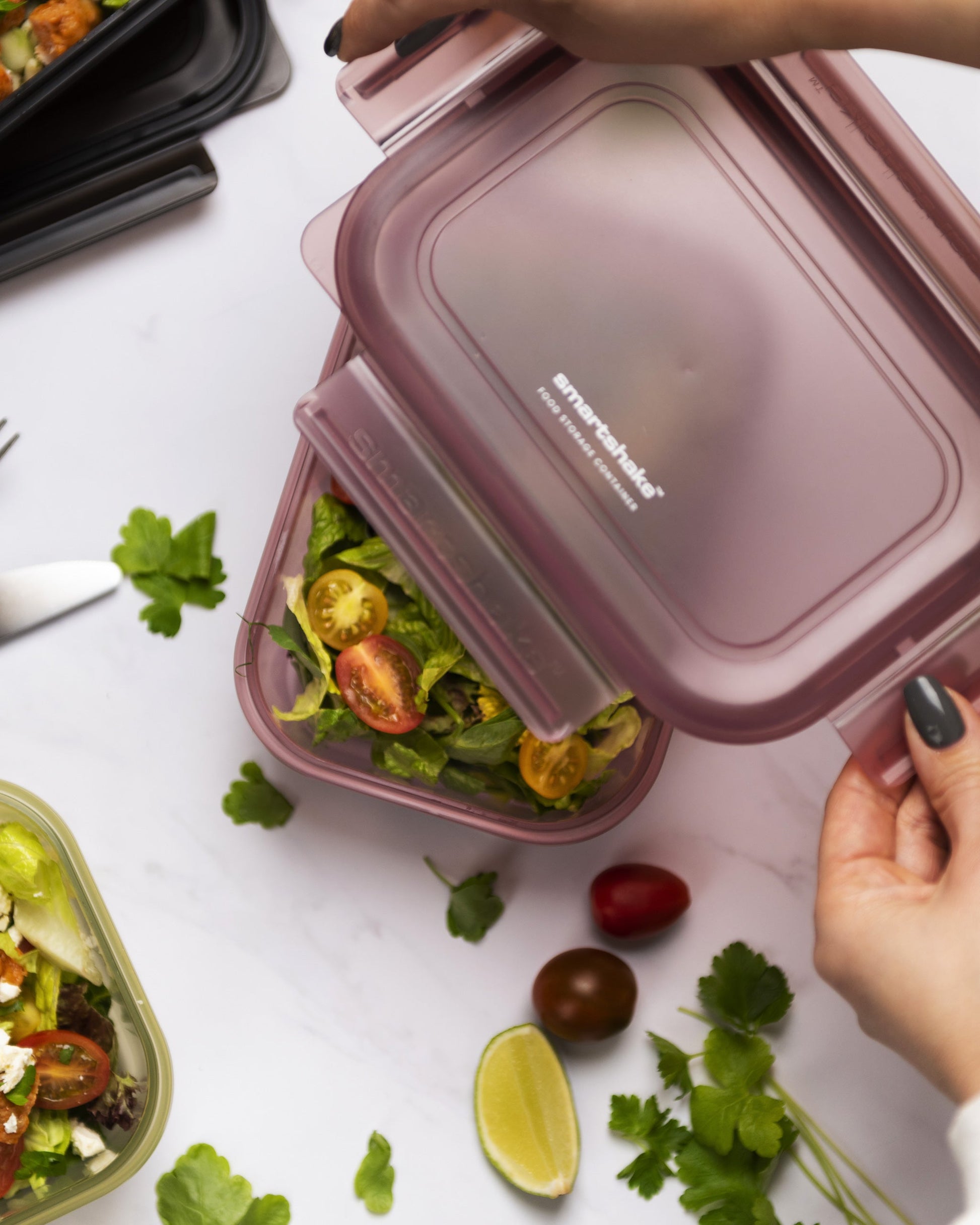 food-storage-container-deep-rose-x6 Smartshake_Food_Storage_Container_Deep_Rose_Lifestyle2.jpg