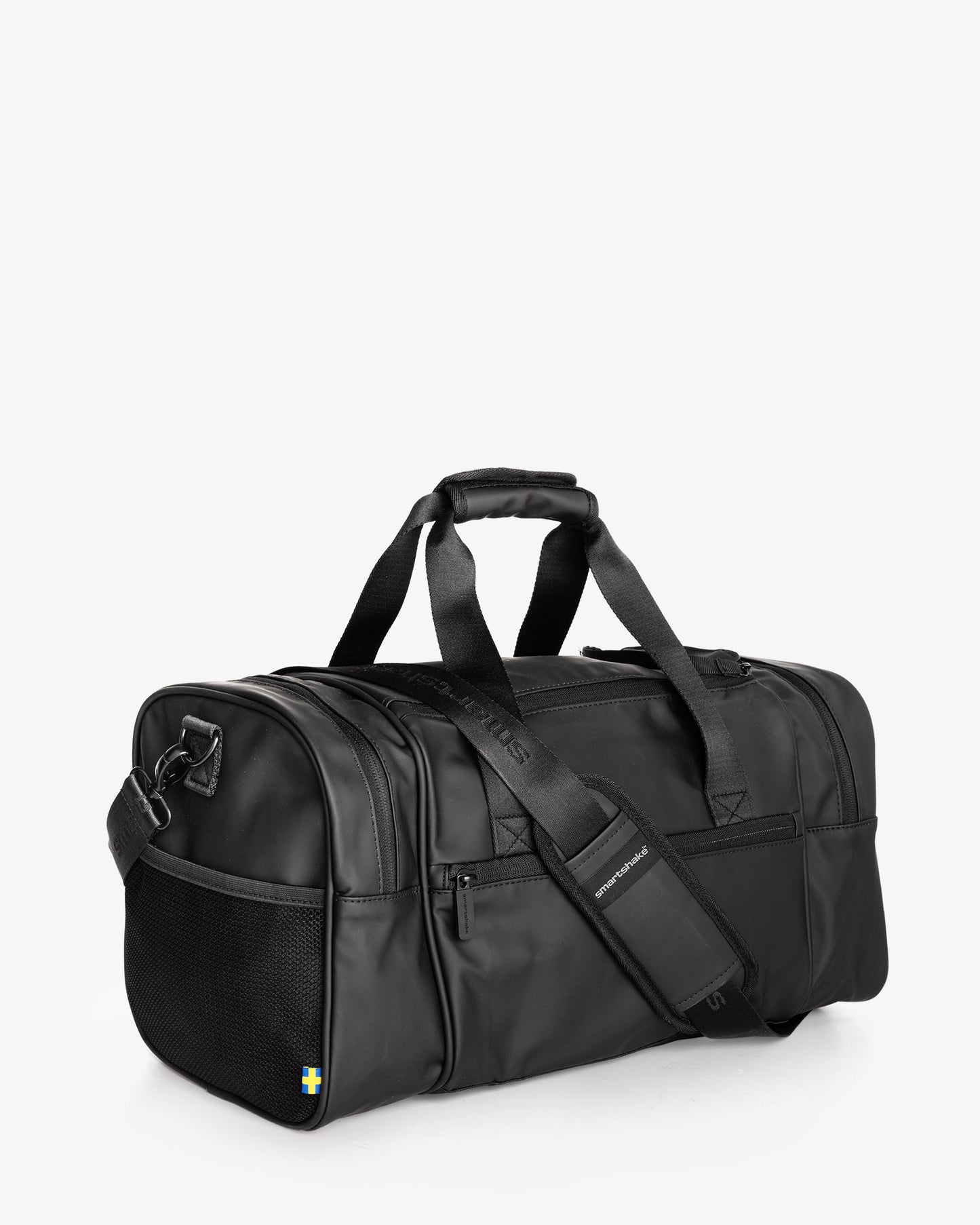 gym-bag-black-o8 Smartshake_GymBag_Black_3_4_back.jpg