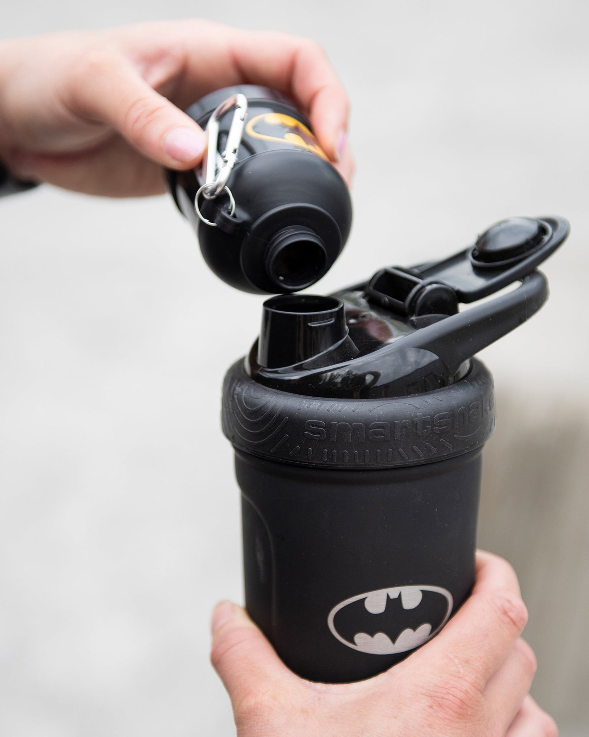 whey2go-funnel-batman-t3 Smartshake_Whey2Go_Batman_Lifestyle.jpg