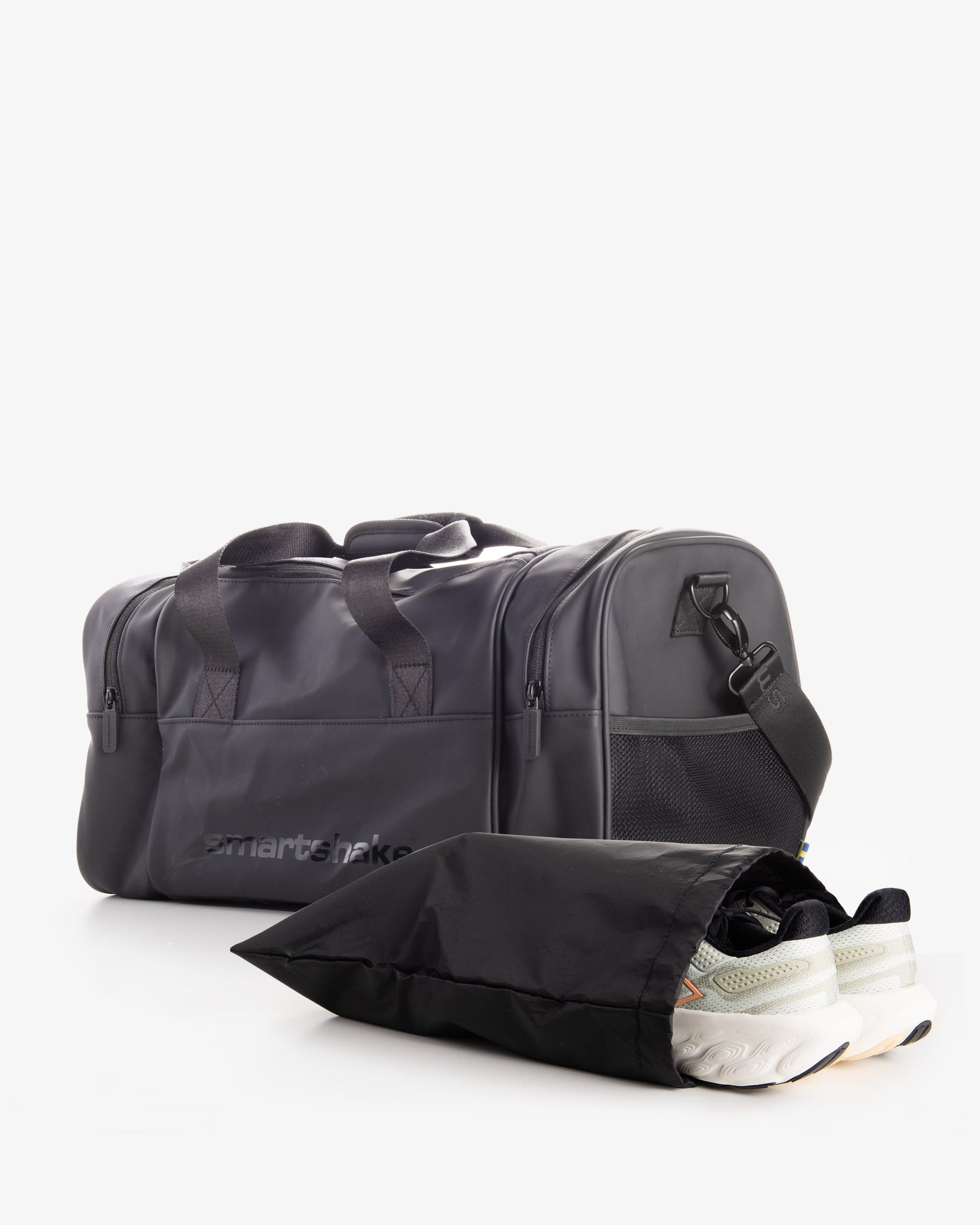 gym-bag-black-o8 Smartshake_gym_bag_Black_unassamled_24a00c8d-f290-45f6-bb42-151f345784ff.jpg