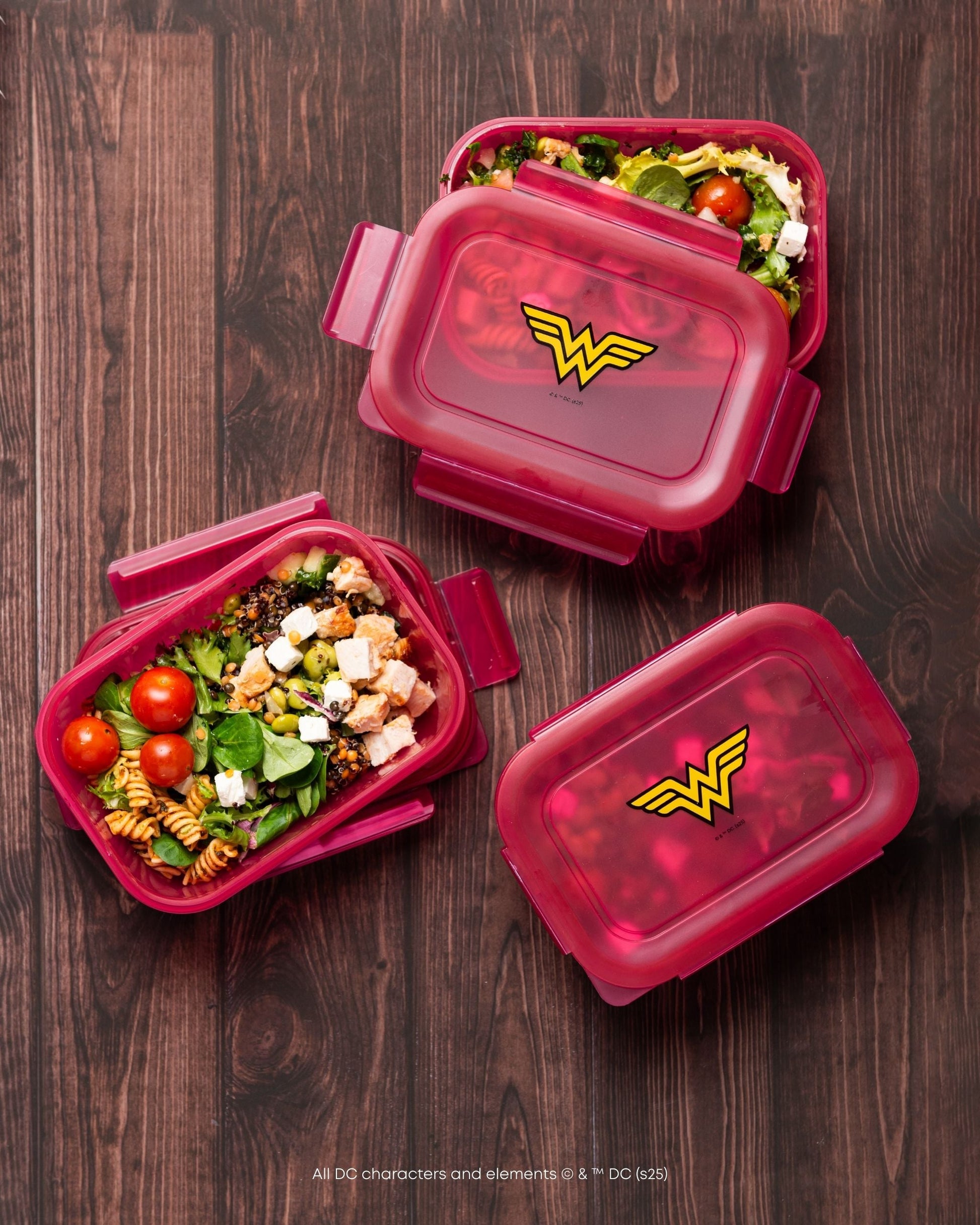food-storage-container-wonder-woman-e1 WonderWoman_lifestyle.jpg